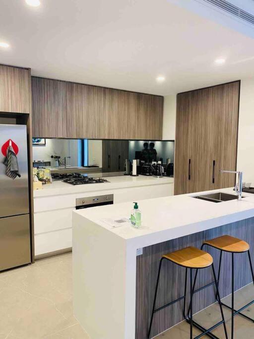 Luxury 3 Bedroom Apartment In Ryde Sydney Eksteriør billede