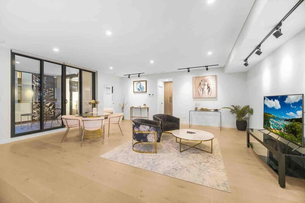 Luxury 3 Bedroom Apartment In Ryde Sydney Eksteriør billede